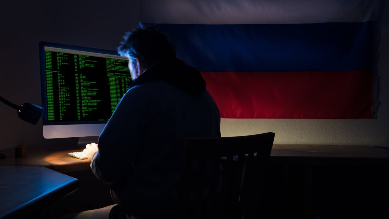 Sloppy VPN mistake reportedly exposed DNC hacker as Russian spy