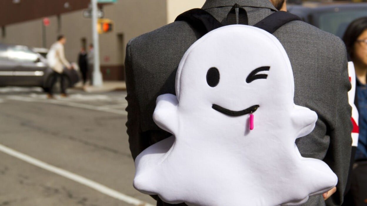 Snap cuts 100 employees as it fights to survive