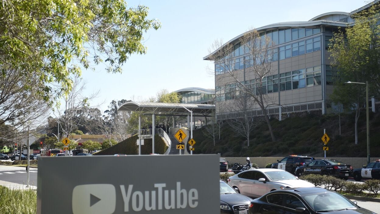 YouTube praises employee